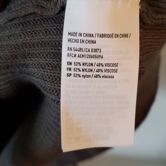 American Eagle Long Sleeve Top - Picture 6 of 6